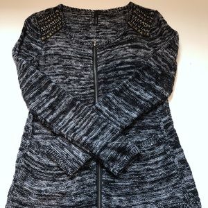 Maurice’s long sleeve shirt